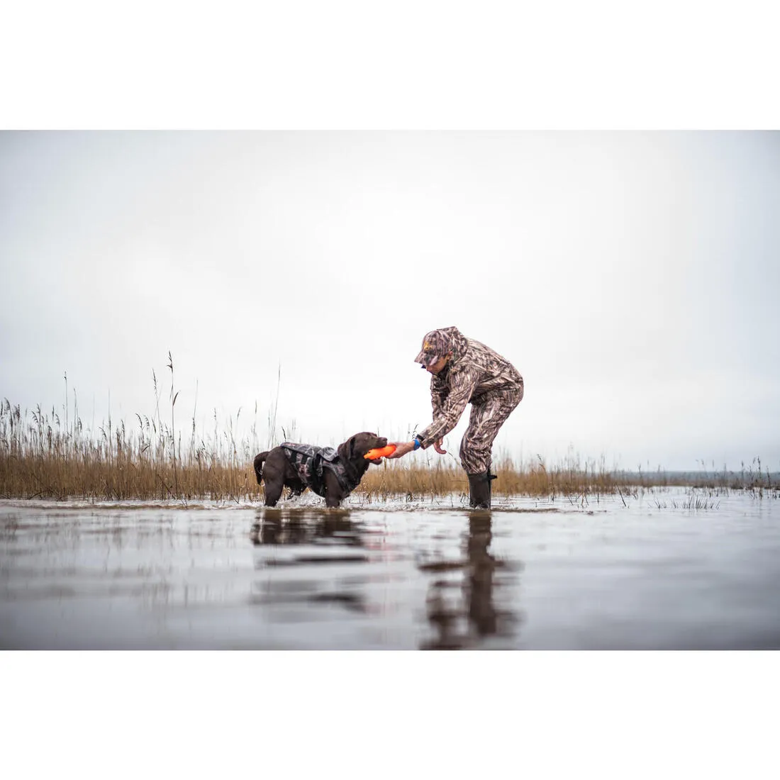 500 waterproof hunting trousers with wetlands camo