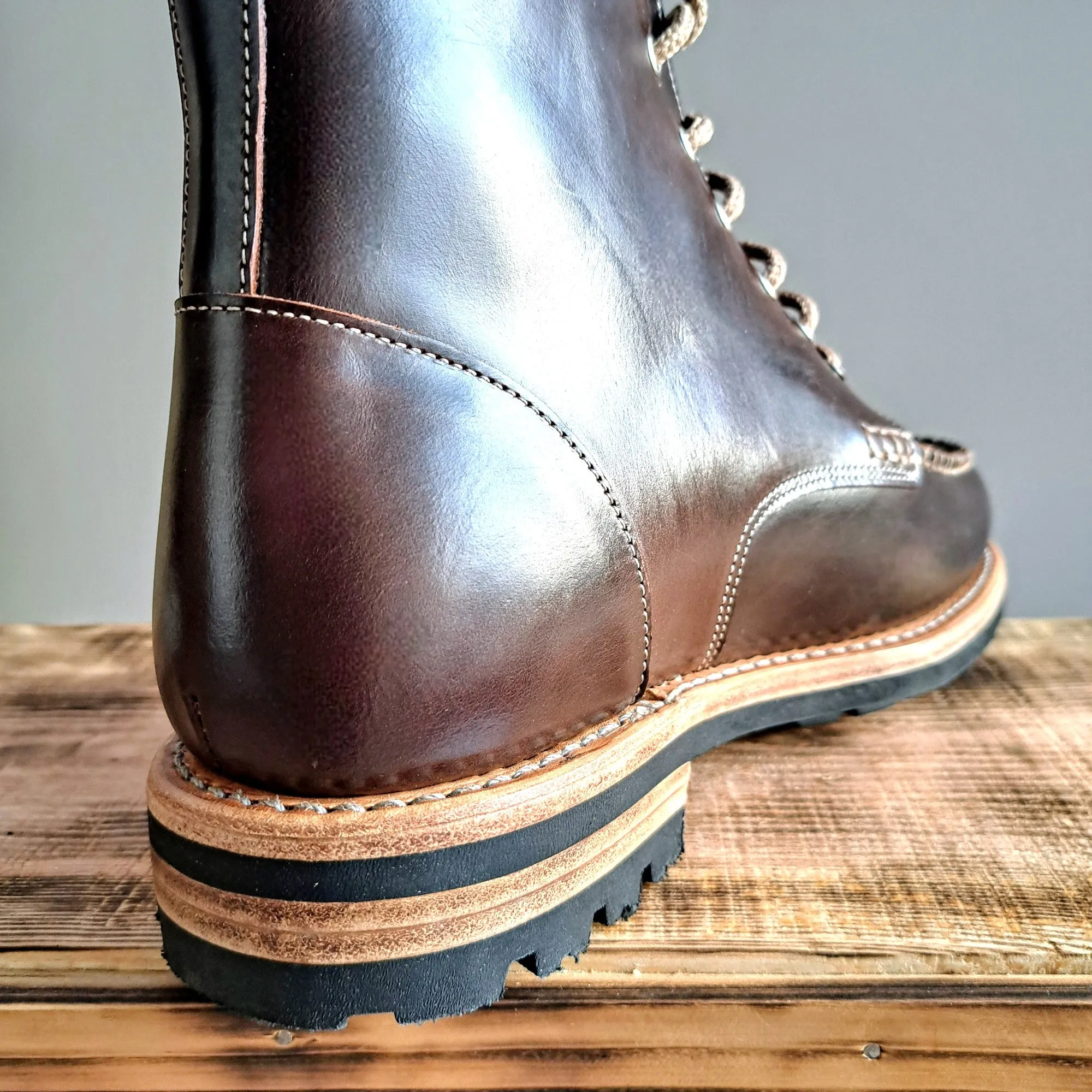 Arvon Moc toe Leather Lace-up Boots