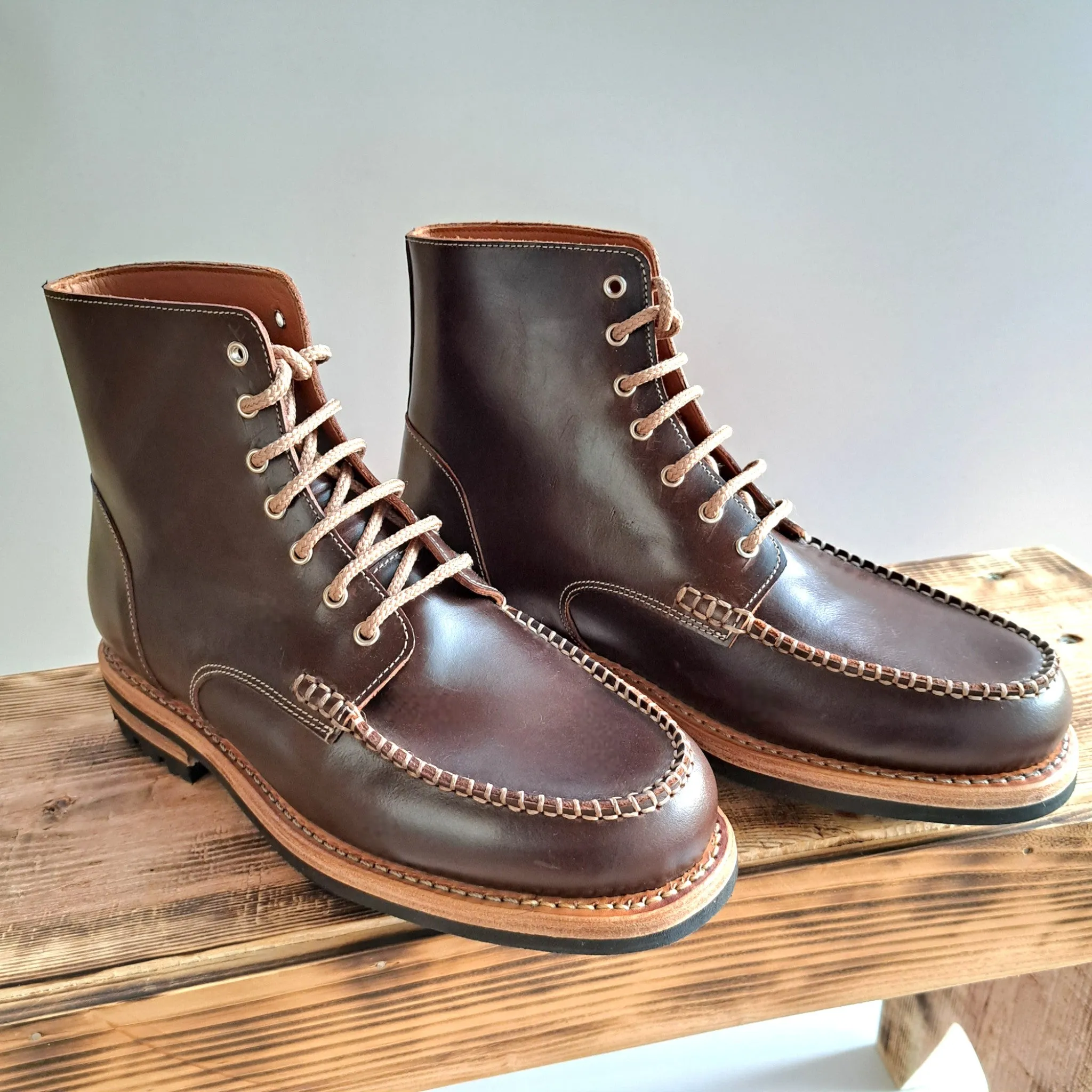 Arvon Moc toe Leather Lace-up Boots
