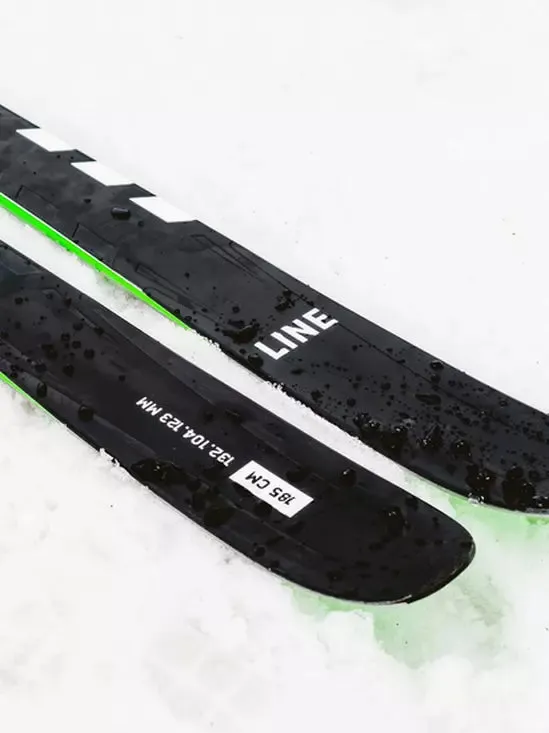 Blade Optic 104 Skis (2023)