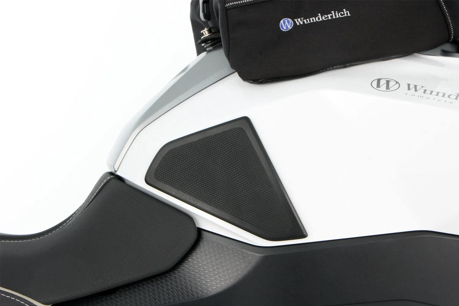 BMW F900XR Ergonomics - Tank Pads