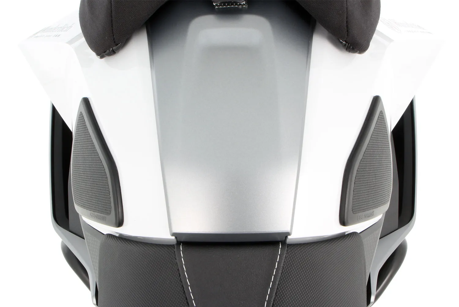BMW F900XR Ergonomics - Tank Pads