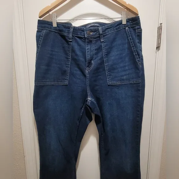 Calvin Klein Repreve High Waist Boot Cut EUC