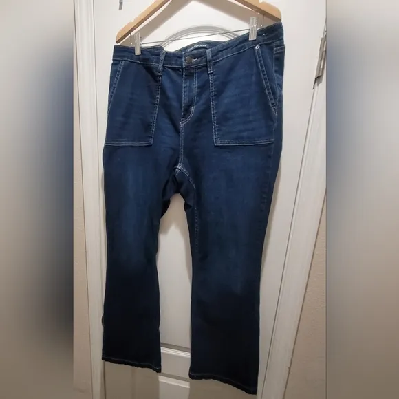 Calvin Klein Repreve High Waist Boot Cut EUC