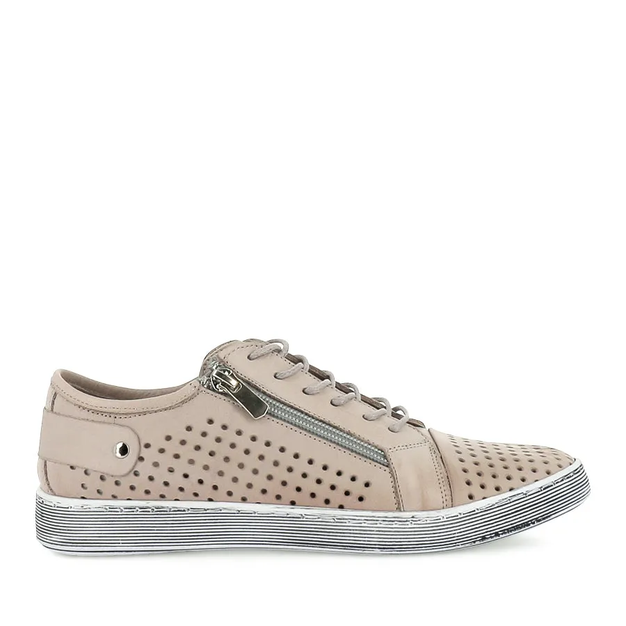 EG17 - TAUPE LEATHER