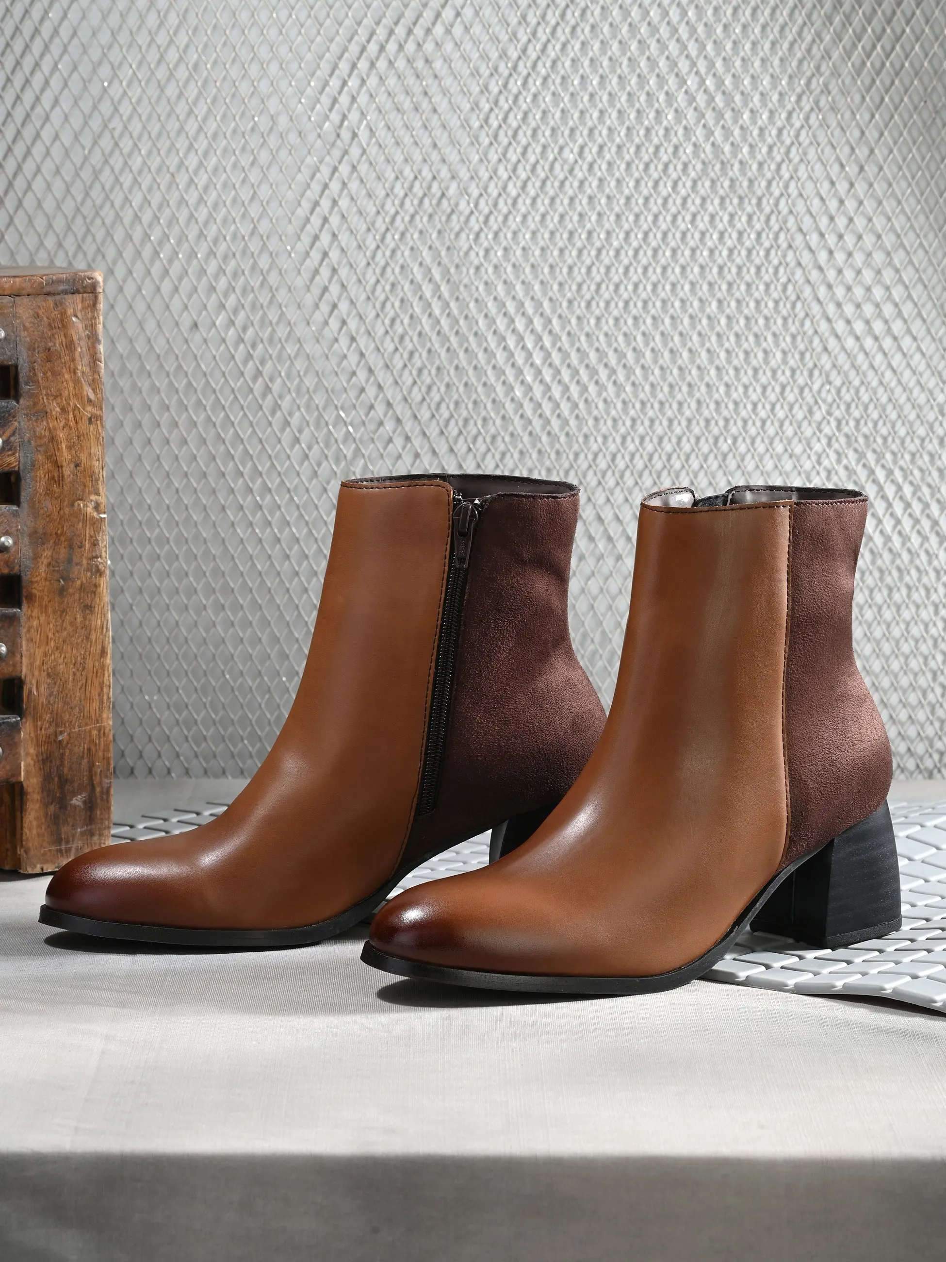 EL PASO Women Black Faux Leather Casual Chelsea Boots