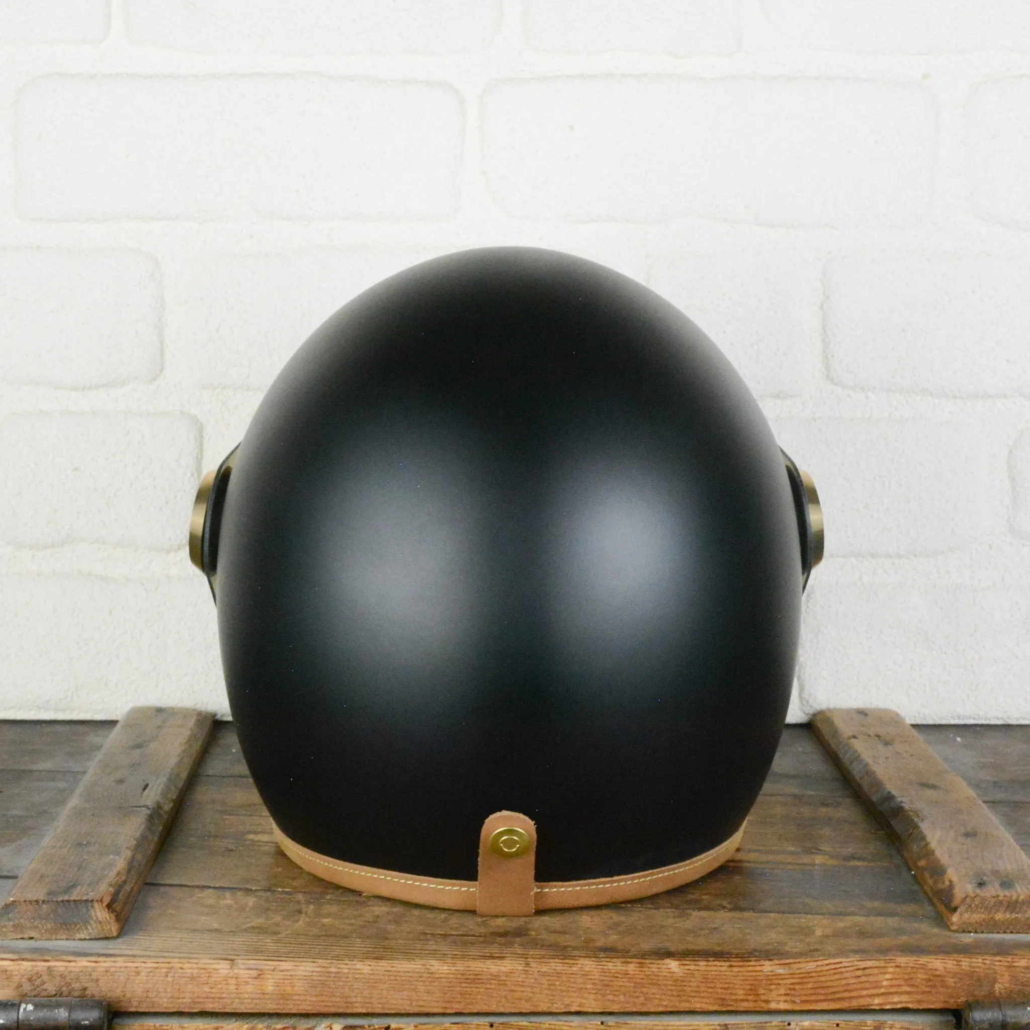 Epicurist Stable Black M ECE   desert smoke visor - Sample Sale 893