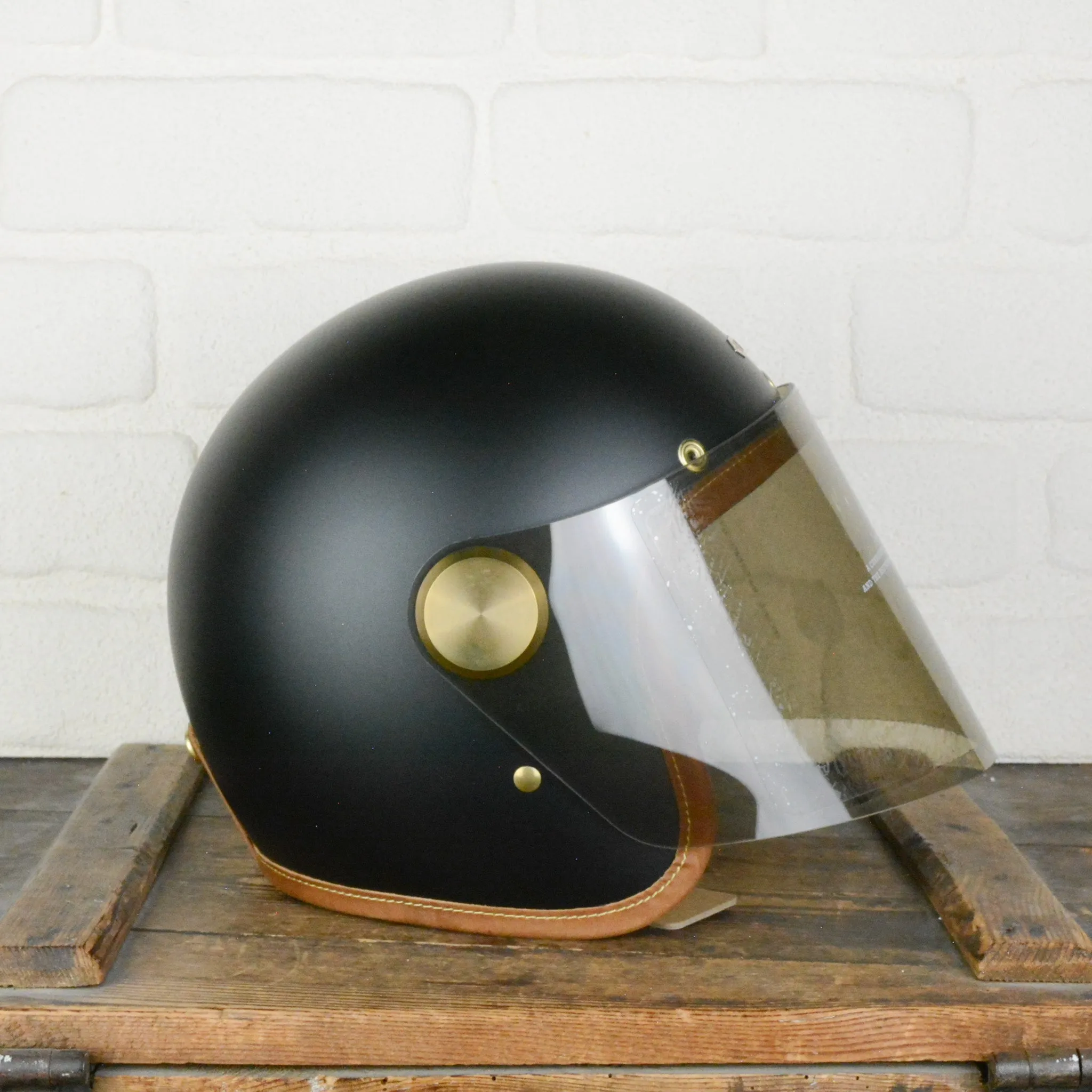 Epicurist Stable Black XL ECE 22.05   desert smoke visor - Sample Sale 983
