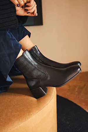 Homers - Niki Heeled Ankle Boot - Daniel Black