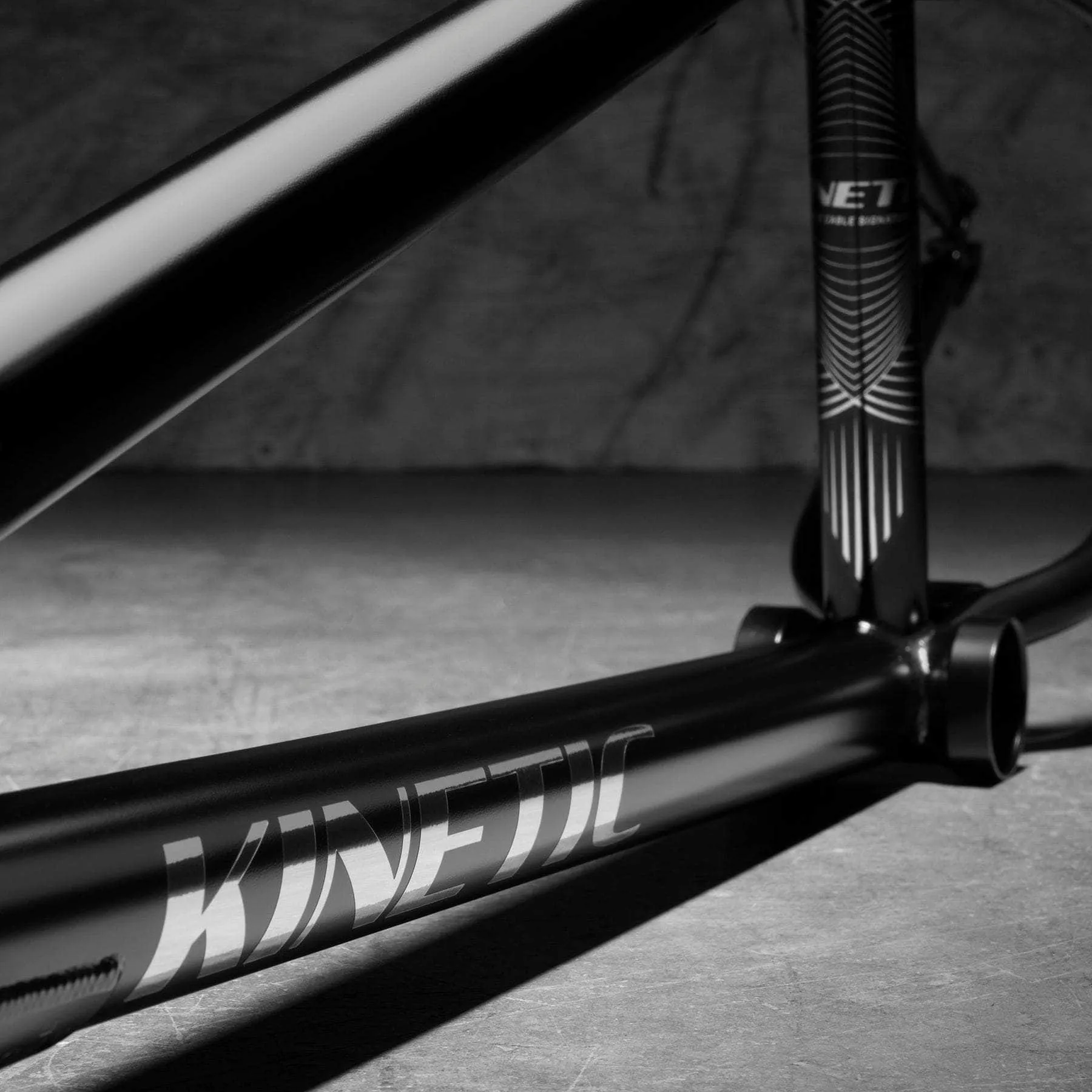 Kink Kinetic Frame ED Black