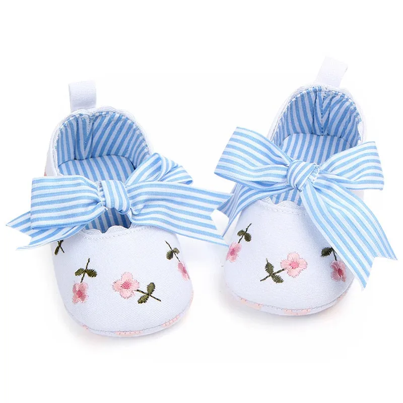 Lace Soft Shoes with Non-Slip Soles and Floral Embroidery for Baby Girls