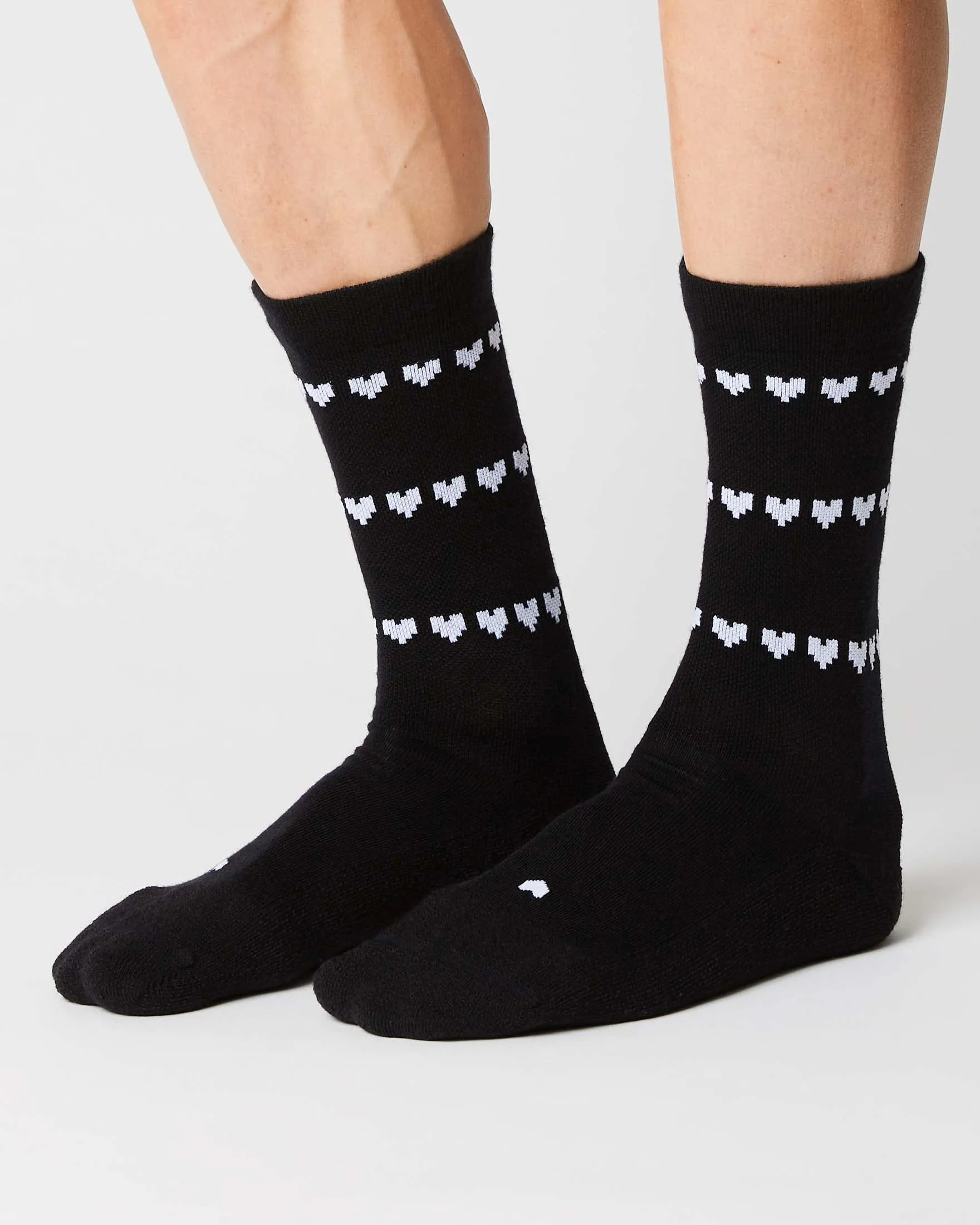 #MERINO HEART BLACK