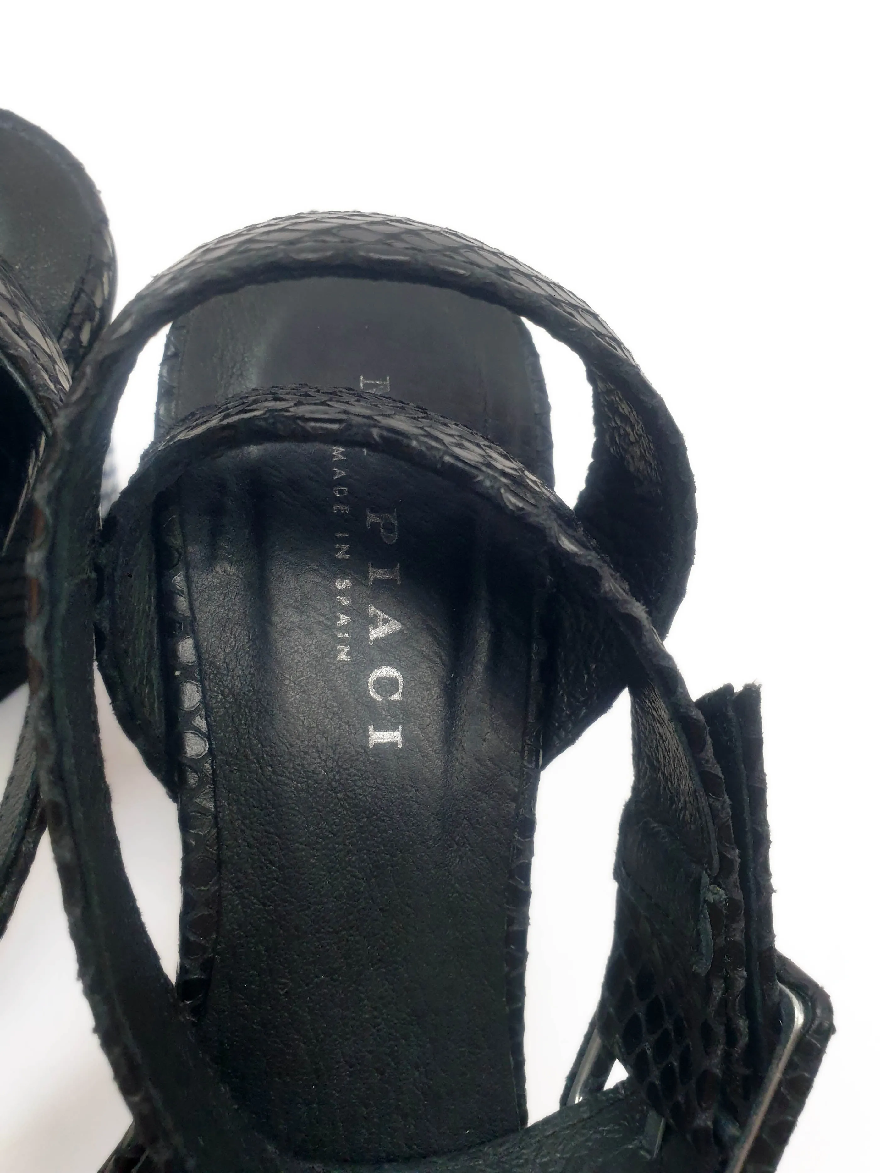 Mi Piaci black leather shoes size 38