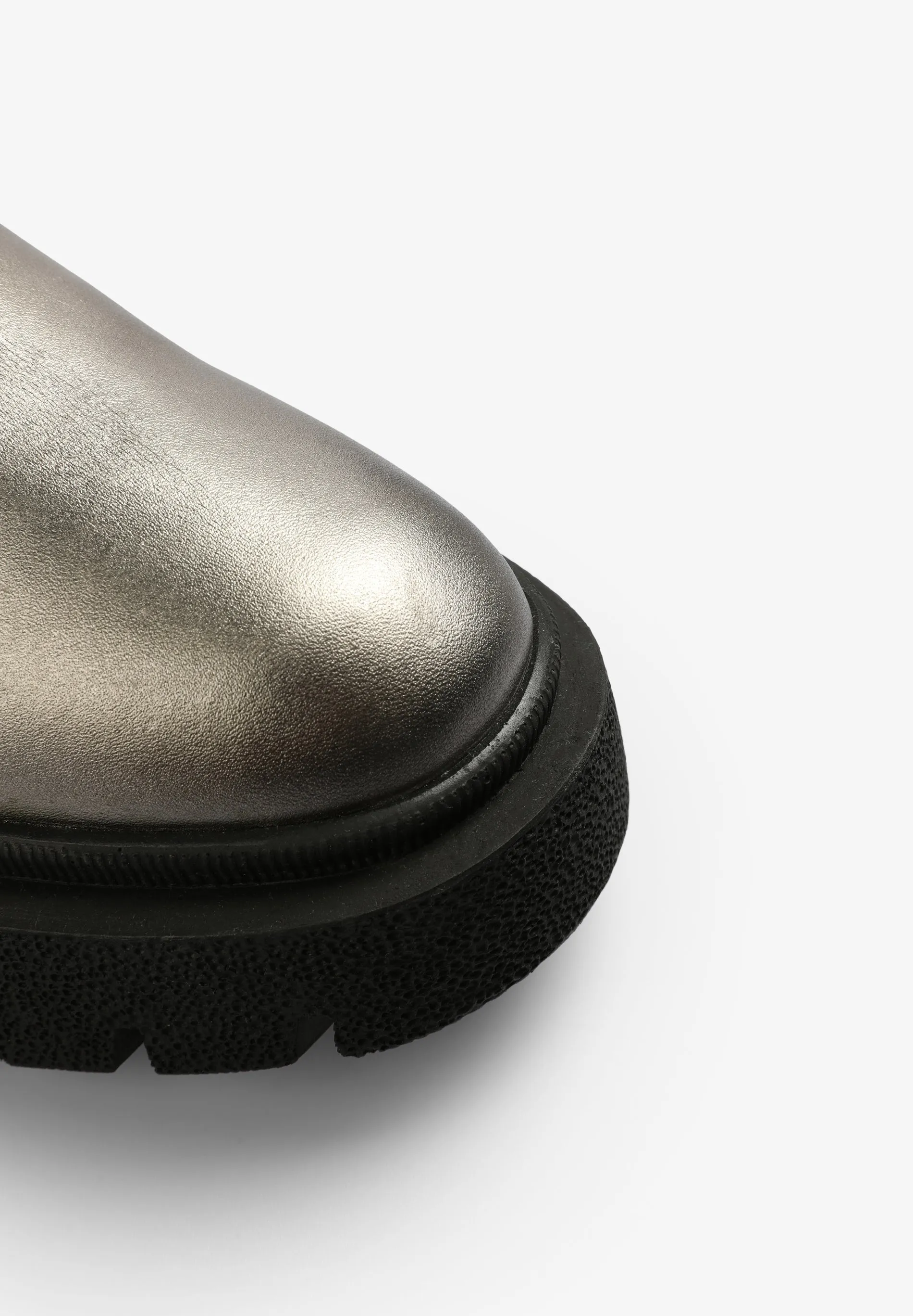 NEW HIGH TRACK BOOT