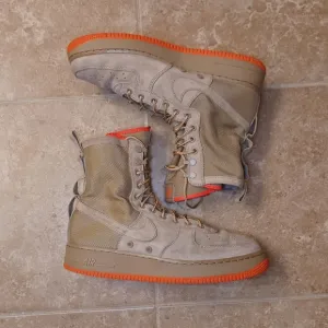 Nike Air Force 1 Utility Hi Top 10M 11½W