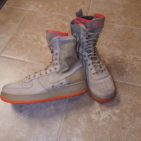 Nike Air Force 1 Utility Hi Top 10M 11½W