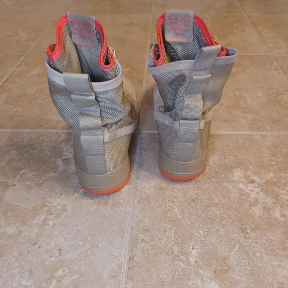Nike Air Force 1 Utility Hi Top 10M 11½W