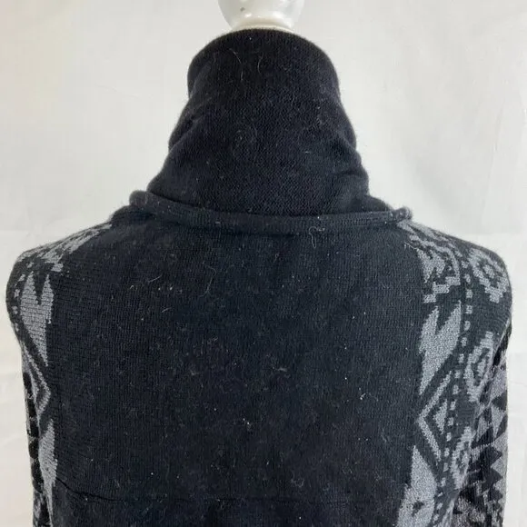 Patagonia Pine Mountain Wrap Sweater Women's M Black Gray Aztec Print Open Front