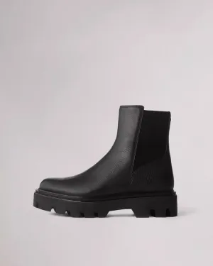 Quinn Chelsea Boot in Black