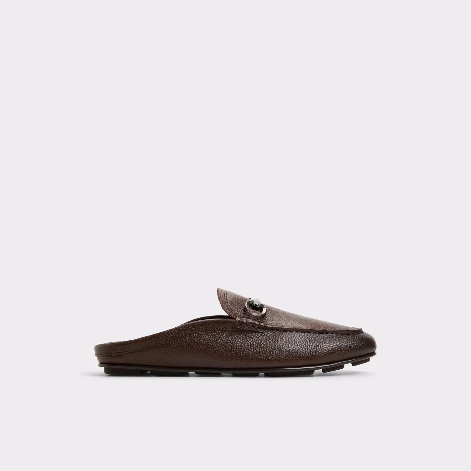 Steadfast / Slip Ons
