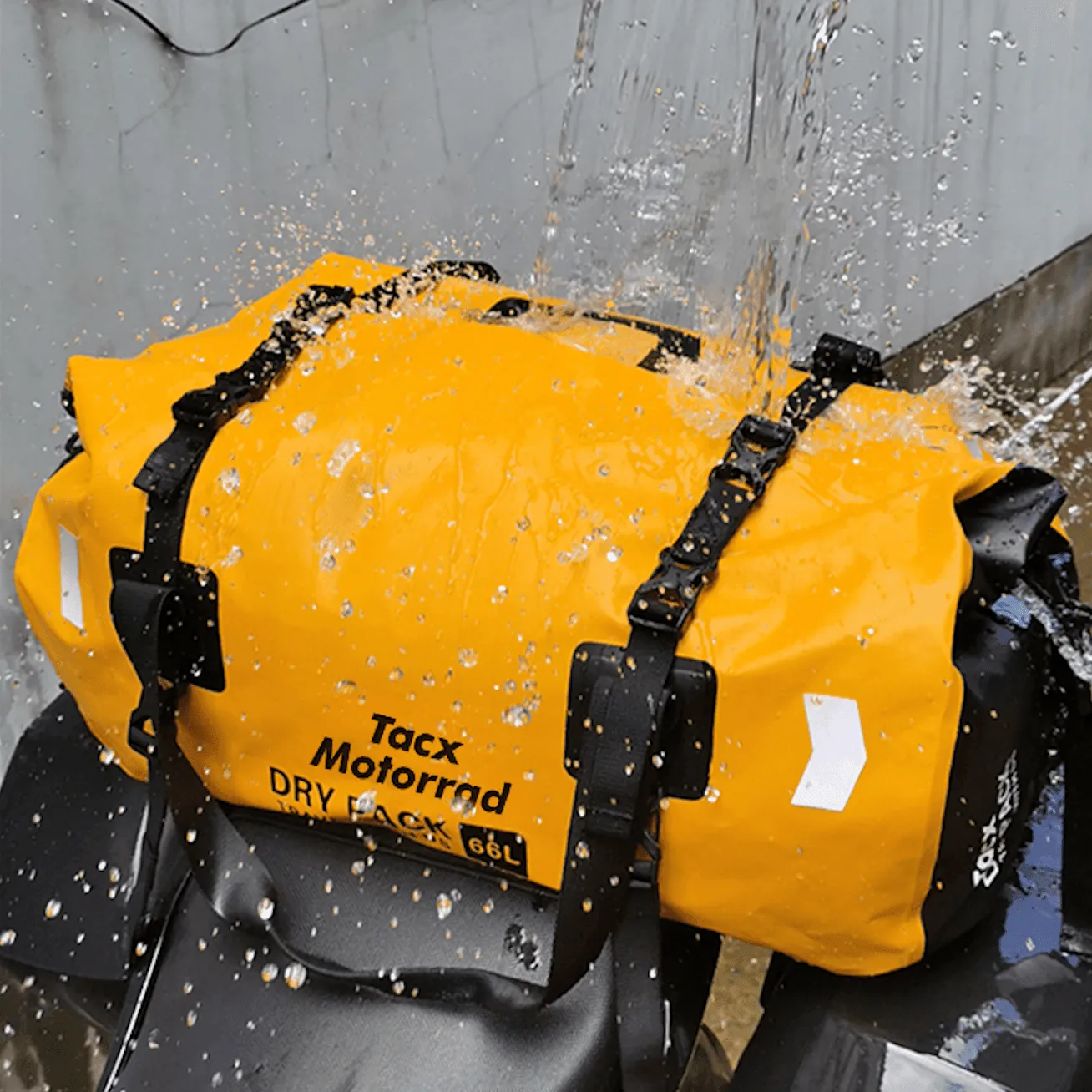 TACX™ 4-in-1 Waterproof Motorcycle Tailbag