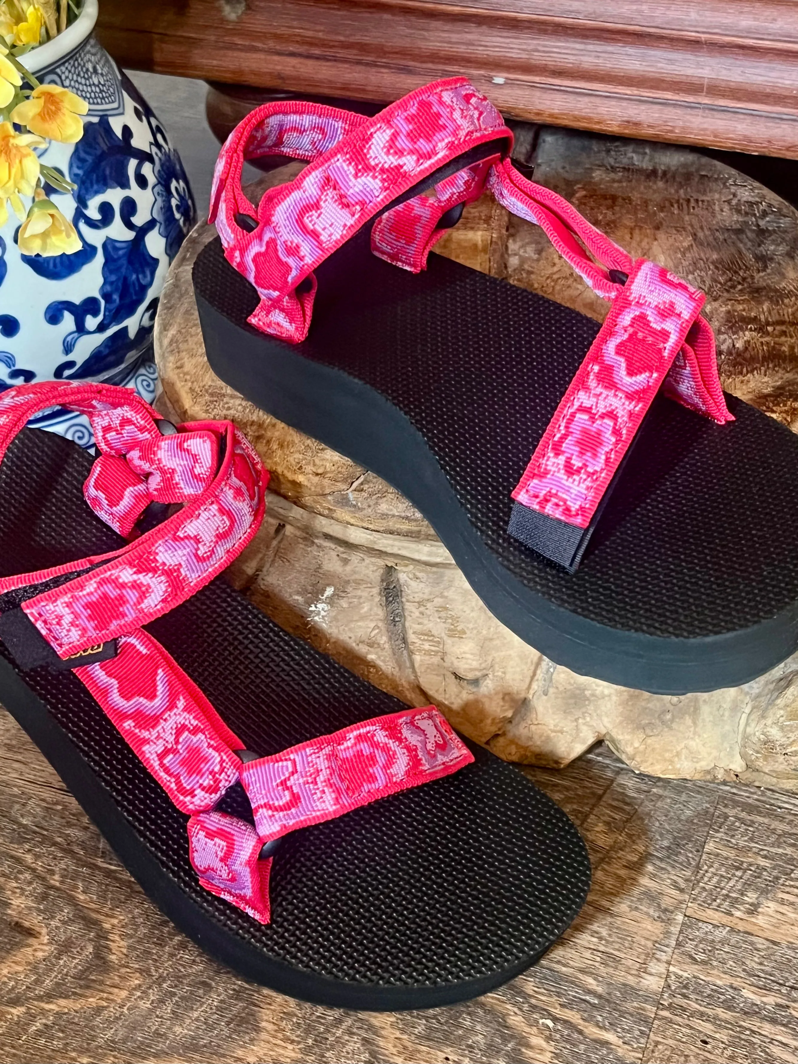 Teva-Midform Universal