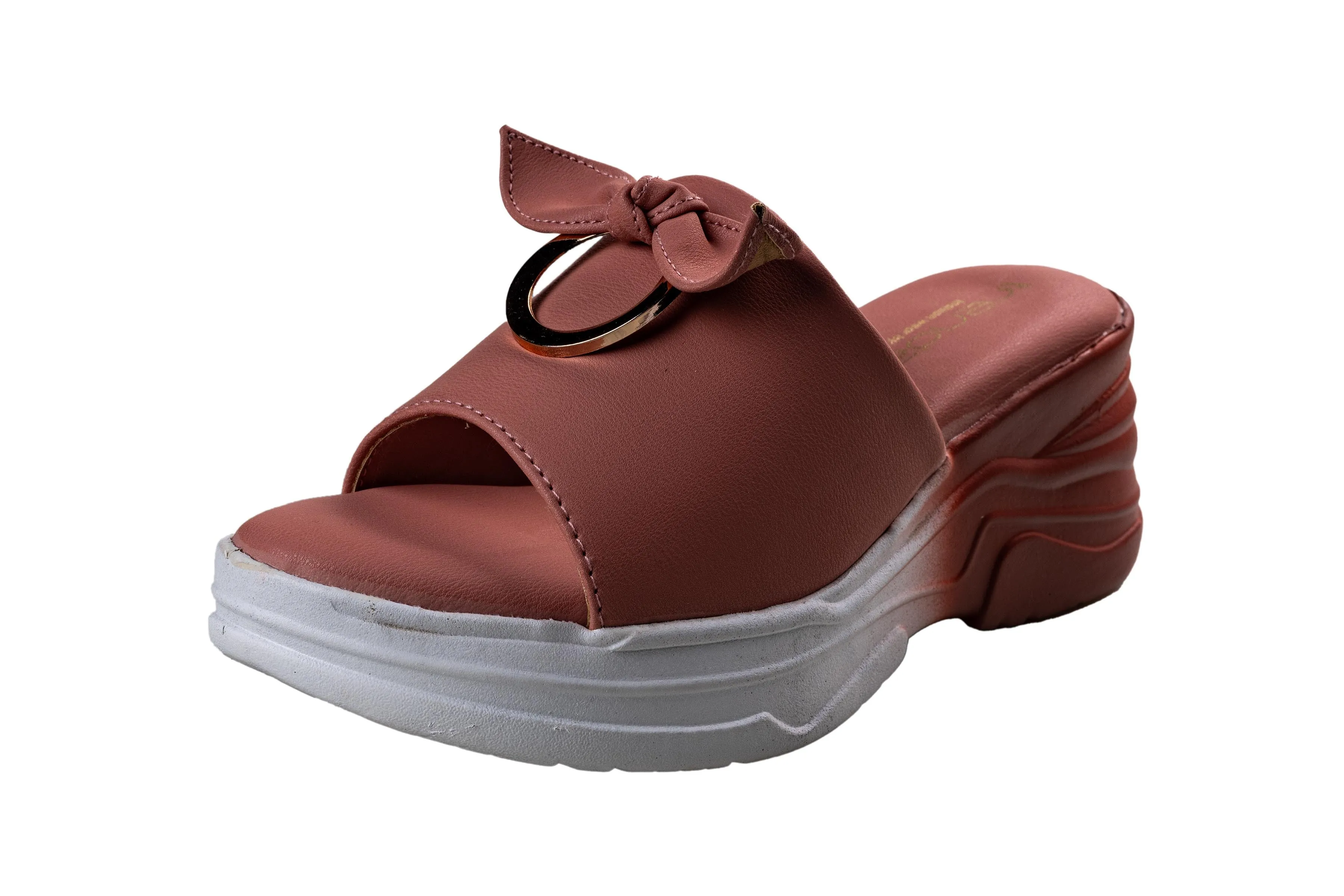 Trendz Ladies Peach Chappal