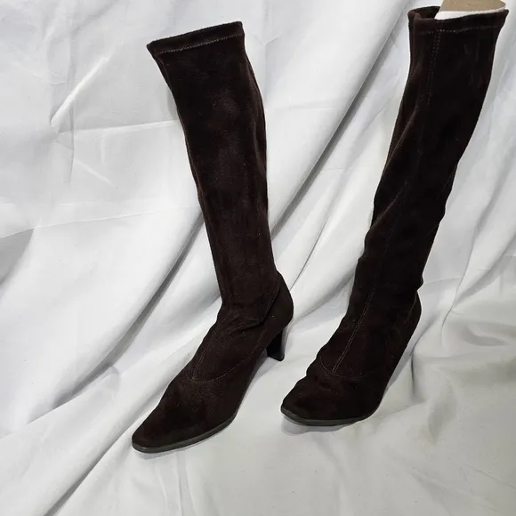 VANELi 7 1/2 M dark brown high heel calf boot