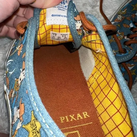 Vans and Toy Story Collaboration Shoes Size Women’s 8.5 Men’s 7