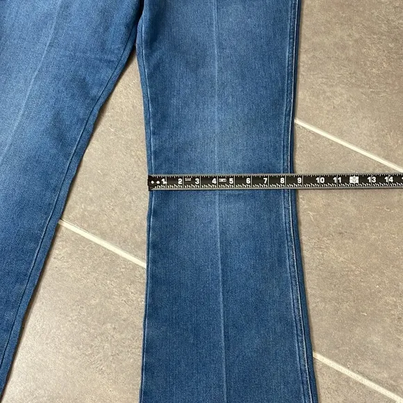 Wrangler x Leon Bridges High Rise BootWestward Jean size 29X34