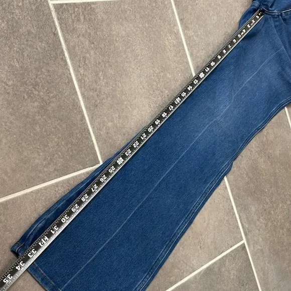 Wrangler x Leon Bridges High Rise BootWestward Jean size 29X34